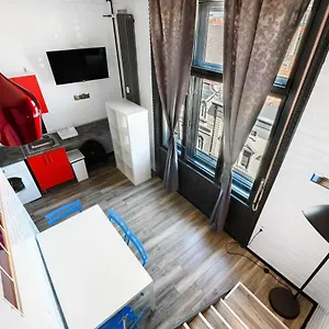  Apartman Rakoczi Road Location