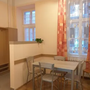  Apartman Tempo Courtyard